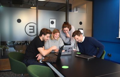 Waarom veel B2B-salesgesprekken vastlopen omdat verkopers te snel hun oplossing presenteren in plaats van eerst het probleem te begrijpen